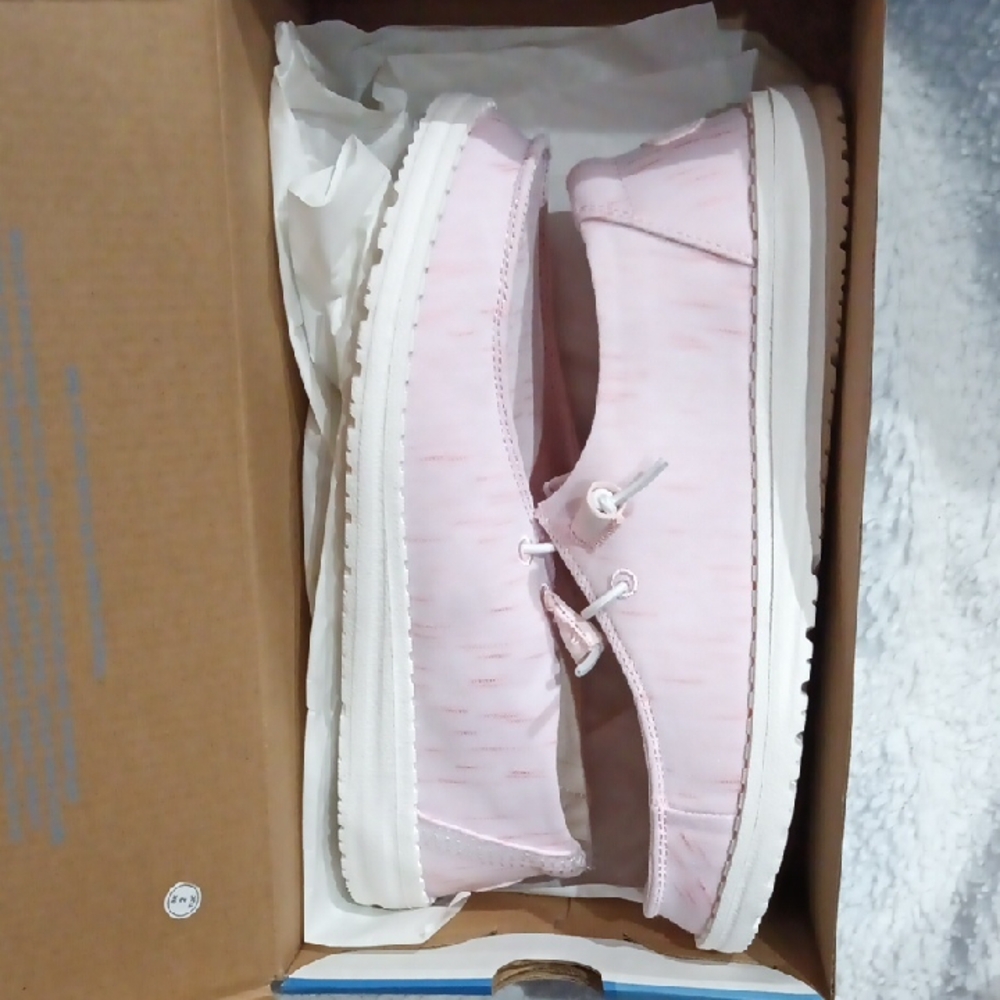 Women's Pink Casual Shoes